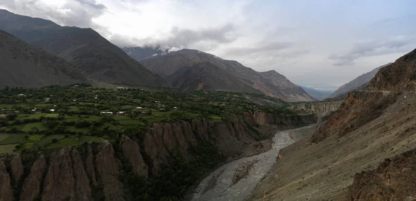 Kunar aka Chitral veya Kama Nehri, Hayber Pakhtunkhwa il Pakistan