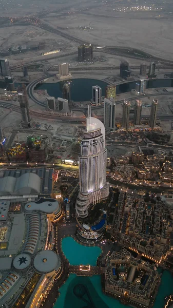 Vista panorámica al atardecer de los rascacielos de Dubai, Emiratos Árabes Unidos —  Fotos de Stock