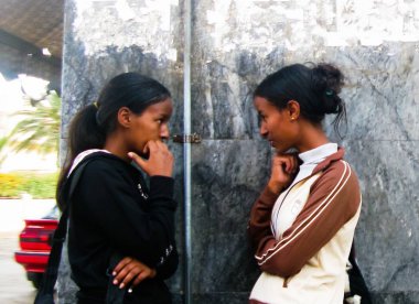 sokaklarda Asmara, Eritre Eritreli kadınlar konuşmak