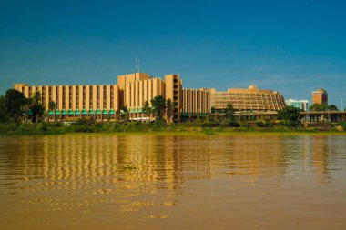 Nijer Nehri ve Niam şehir, otel Gaweye, Niamey Nijer'e görüntülemek