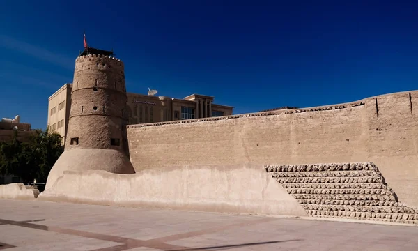 Külső nézet Al Fahidi fort, Dubai, Egyesült Arab Emírségek — Stock Fotó