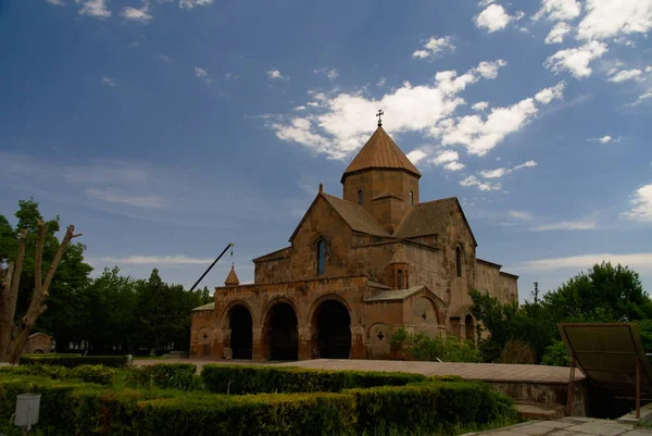 Vista exterior para a Igreja de Saint Gayane em Vagharshapat, Província de Armavir, Armênia — Fotografia de Stock