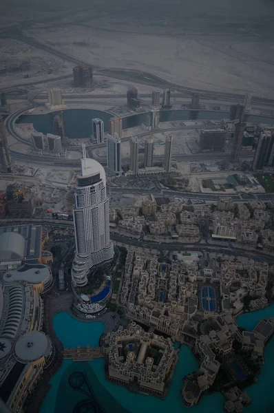 Панорама панорамою заходу сонця або хмарочосів Дубаї, ОАЕ — стокове фото