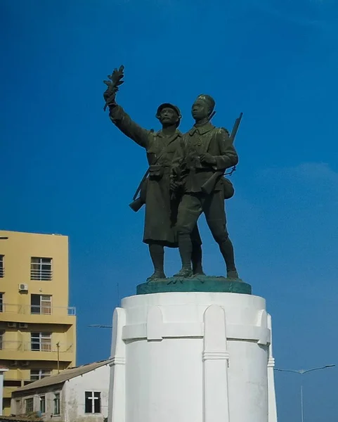 Anıt asker Frances ve Senegales Skirmisher Meydanı, Dakar, Senegal — Stok fotoğraf