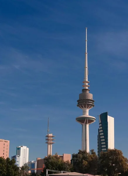 Vista exterior a Kuwait Telecommunications Tower aka Liberation Tower, Kuwait — Foto de Stock