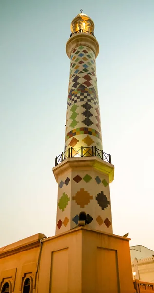 Vista exterior a la Mezquita Al Fadhel, Manama, Bahréin — Foto de Stock
