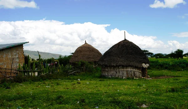 Paisaje de la aldea de la tribu hamar, Turmi Etiopía — Foto de Stock