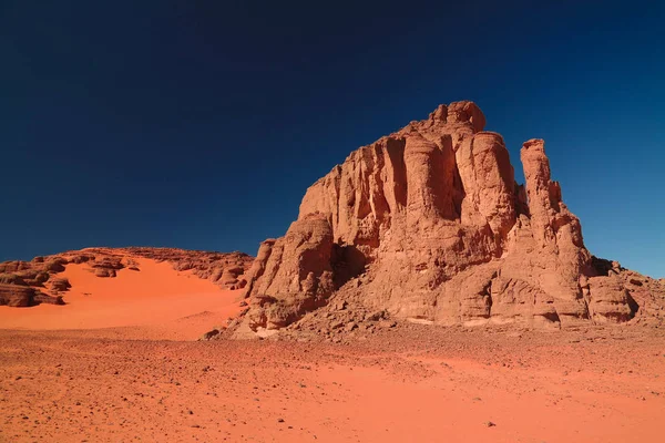 Absztrakt Rock formation Tamezguida-az Algériai Tassili najjer nemzeti park — Stock Fotó