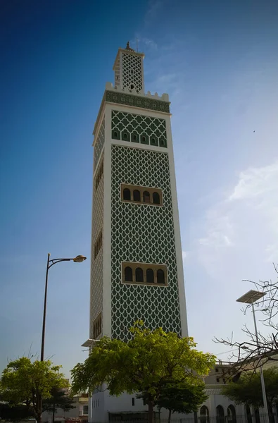 Vista exterior de la Gran Mezquita en Dakar, Senegal — Foto de Stock