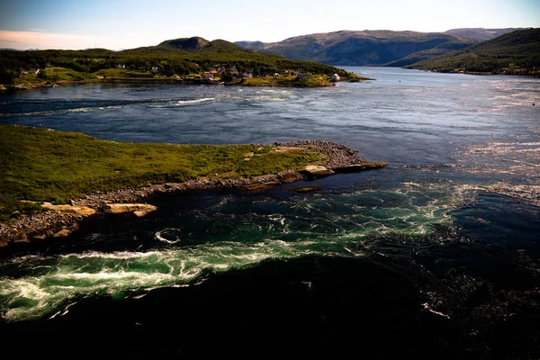 Переглянути Saltstraumen вири, Норвегія — стокове фото