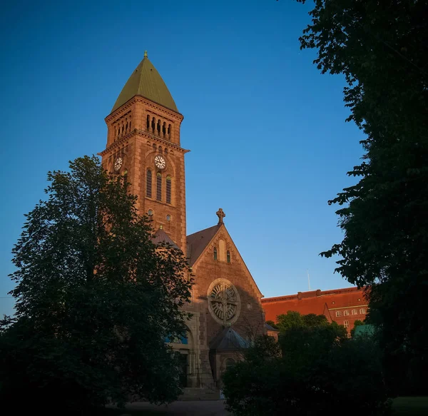 Sunset view to Vasa church aka Vasakyrkan, Goteborg, Suecia —  Fotos de Stock