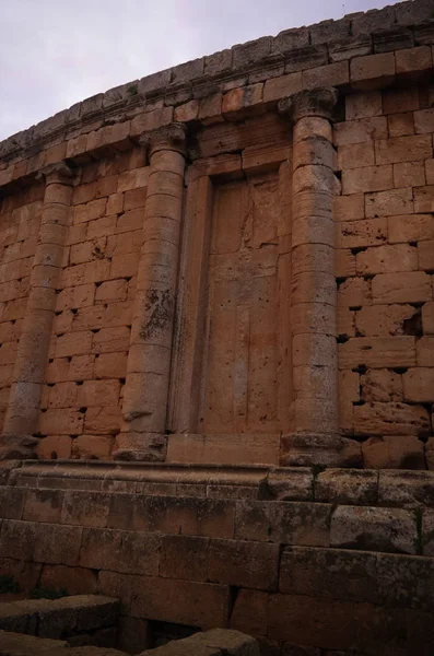 Tumba de Juba II y Cleopatra Selene II en la ruina de Tipasa, Argelia —  Fotos de Stock