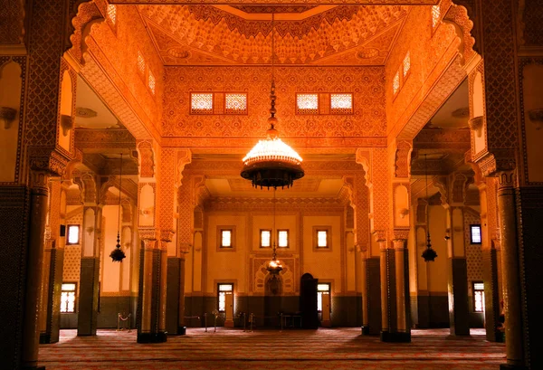 Interior of Niamey Grand mosque in Niamey, Niger — Stock Photo, Image