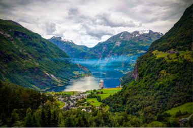 Geiranger fiyort ve Trollstigen, Norveç Hava panorama görünüm
