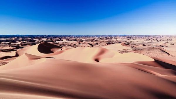 Sunset view to Tin Merzouga dune at Tassili nAjjer national park in Algeria — Stock Photo, Image