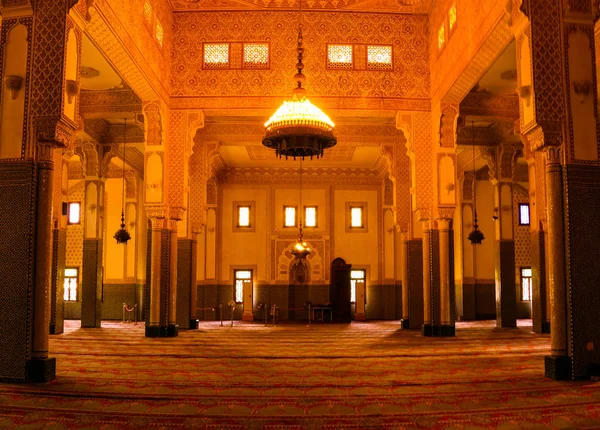 Interiören i Niamey Grand mosque i Niamey, Niger — Stockfoto