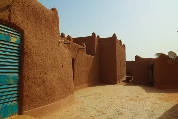 Vnější pohled do Agadezu sultán bydliště, Niger — Stock fotografie