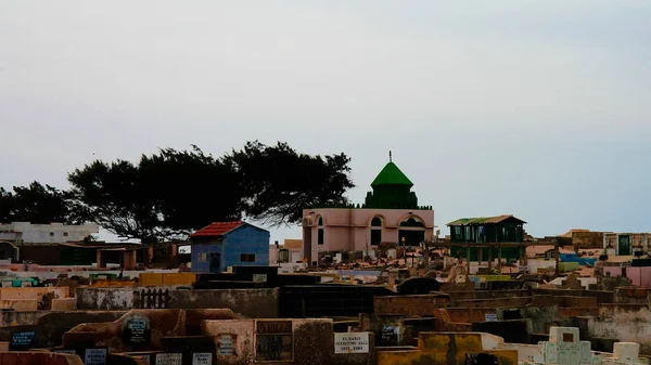 Panoramautsikt till muslimska kyrkogård, Saint-Louis, senegal — Stockfoto