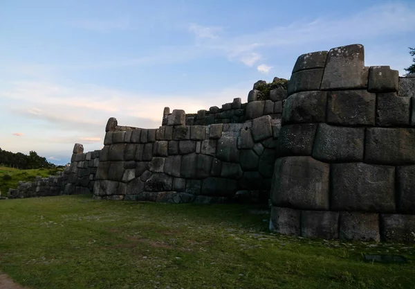 Vista al sitio del Patrimonio Mundial de la UNESCO Sacsayhuaman, Cusco, Perú — Foto de Stock