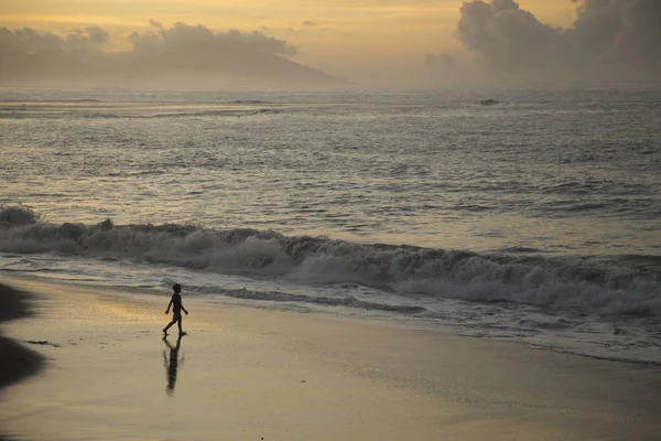 Tahiti'de günbatımı — Stok fotoğraf