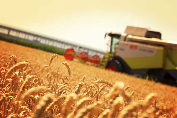 combine moving field