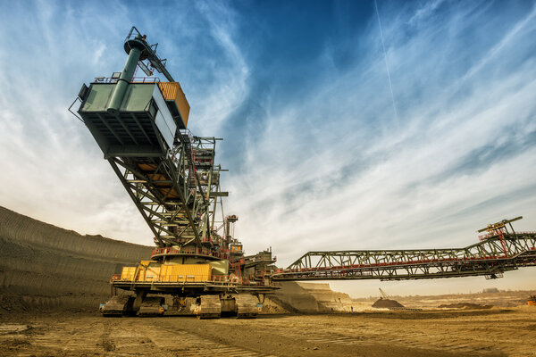 bucket wheel excavator