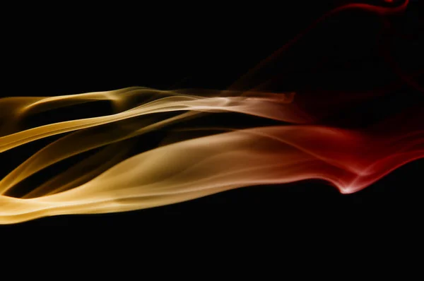 赤とオレンジ色の煙 — ストック写真