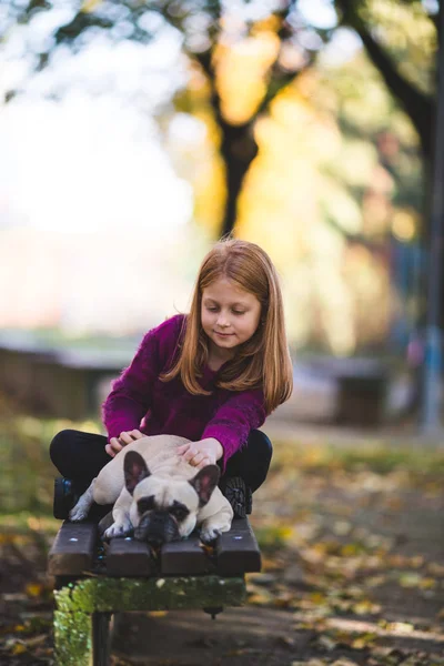 People Dogs Outdoors Beautiful Happy Redhead Girl Enjoying Autumn Park — Stock Photo, Image