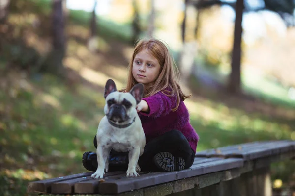 People Dogs Outdoors Beautiful Happy Redhead Girl Enjoying Autumn Park — Stock Photo, Image