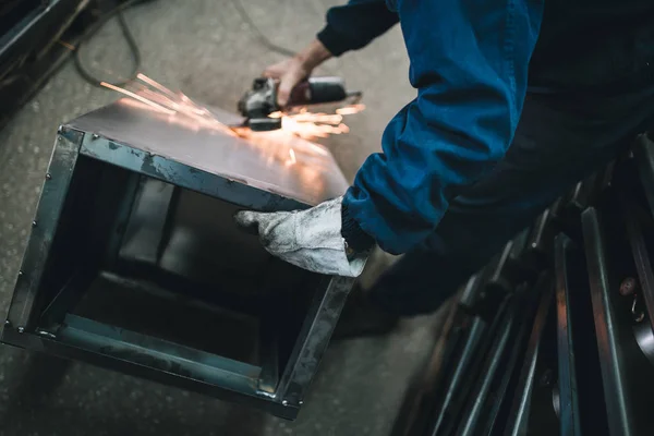 Przemysł Ciężki Metalurgii Fabryki Produkcji Ciężkich Piecyki Kotły Pracownik Bliska — Zdjęcie stockowe