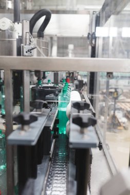 Şişeleme tesisi - su işleme ve şişe saf mineral gazlı su şişeleme için satır şişeleme