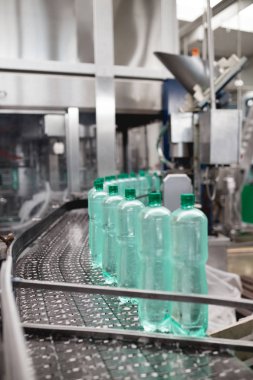 Şişeleme tesisi - su işleme ve şişe saf mineral gazlı su şişeleme için satır şişeleme