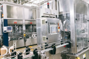 Şişeleme tesisi - su işleme ve şişe saf mineral gazlı su şişeleme için satır şişeleme