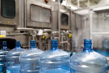 Şişeleme tesisi - su işleme ve şişe saf mineral gazlı su şişeleme için satır şişeleme