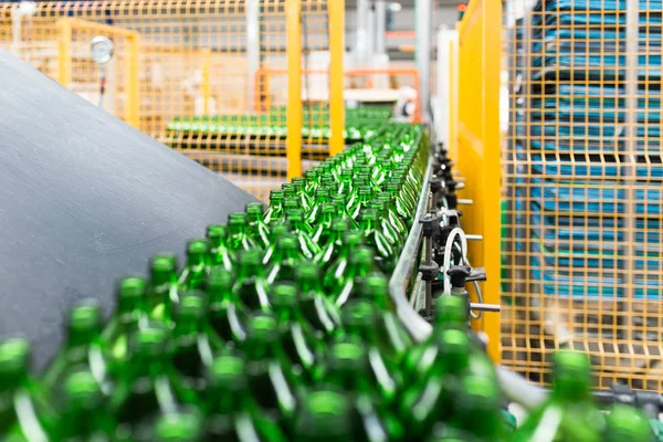 Bottling plant - Water bottling line for processing and bottling pure mineral carbonated water into bottles