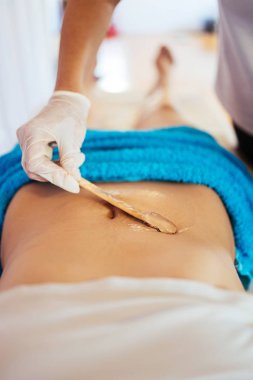 Cavitation RF vücut tedavisi ve sağlık güzelliğinin iyileştirilmesi ve yağ ve selülit alınması için çağdaş ilaç