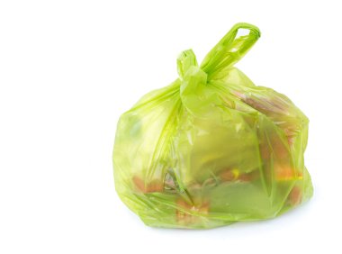 Beyaz zemin üzerine yeşil çöp torbası