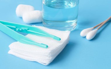 Yara pansuman mavi zemin üzerine dizi portre