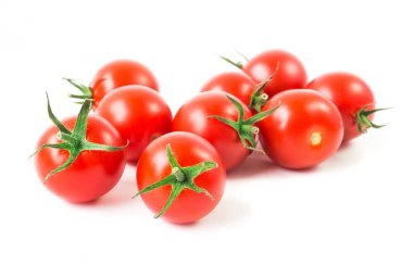 Beyaz arka plan, çiğ gıda ve vegetabl taze kiraz domates
