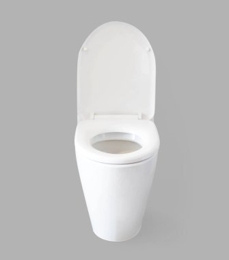 Kapalı klozet gri arka planda izole edilmiş.