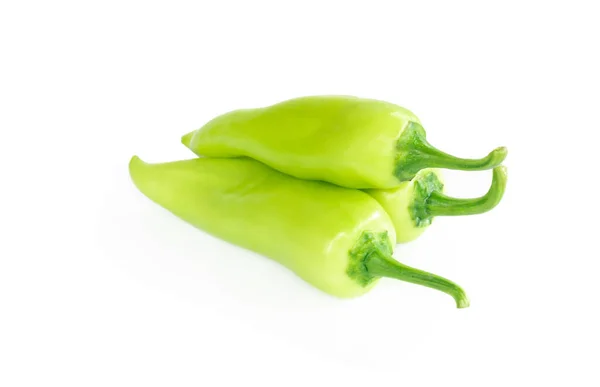 Peperoncino Verde Sfondo Bianco Concetto Ingrediente Alimentare Crudo — Foto Stock