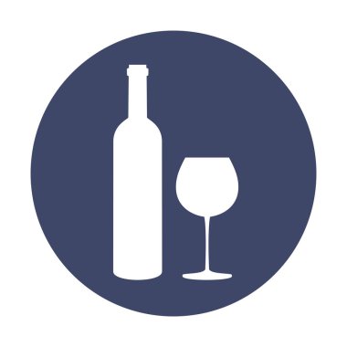 -Bir şişe şarap ve mavi arka plan cam.