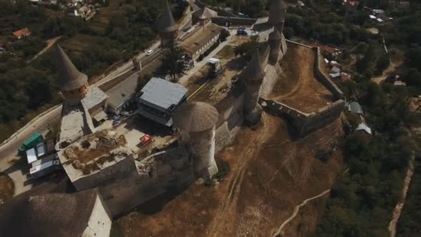 4k 老城堡的空中拍摄。Kamianets-Podilskyi 城堡西部乌克兰 — 图库视频影像