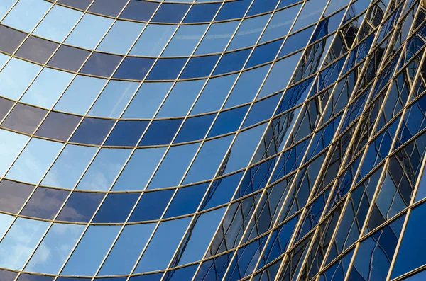 Curved glass facade of modern building — Stock Photo, Image