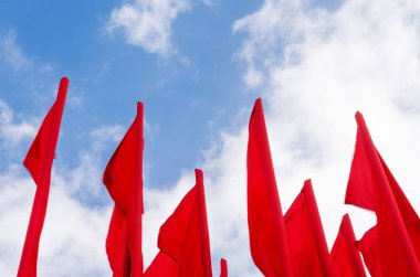 Grup kırmızı bayraklar