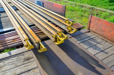 Railhead öğeleri. Demiryolu kirpik
