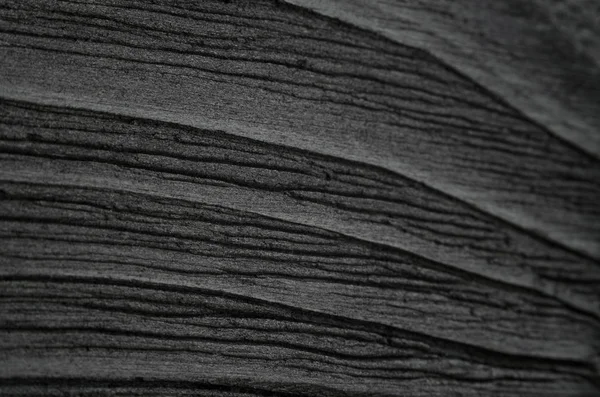 Wavy pattern of wood fibers