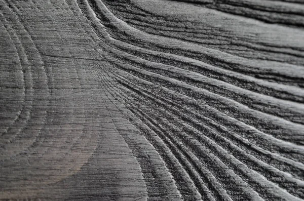 Wavy pattern of wood fibers