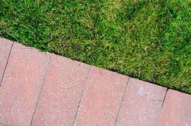 Çim ve taş döşeme doku