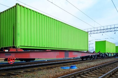 Ulaşım trenle kaplarda yüklerin. Demiryolu altyapı arka plan